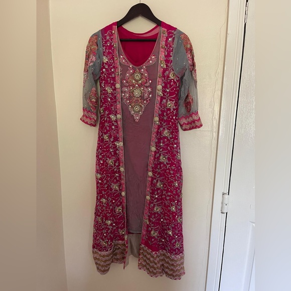 pink pakistani formal dress - Picture 1 of 8